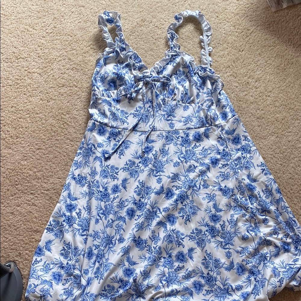⭐️new⭐️Pink Lily Blue and White Floral Dress ❗️final pricedrop❗️